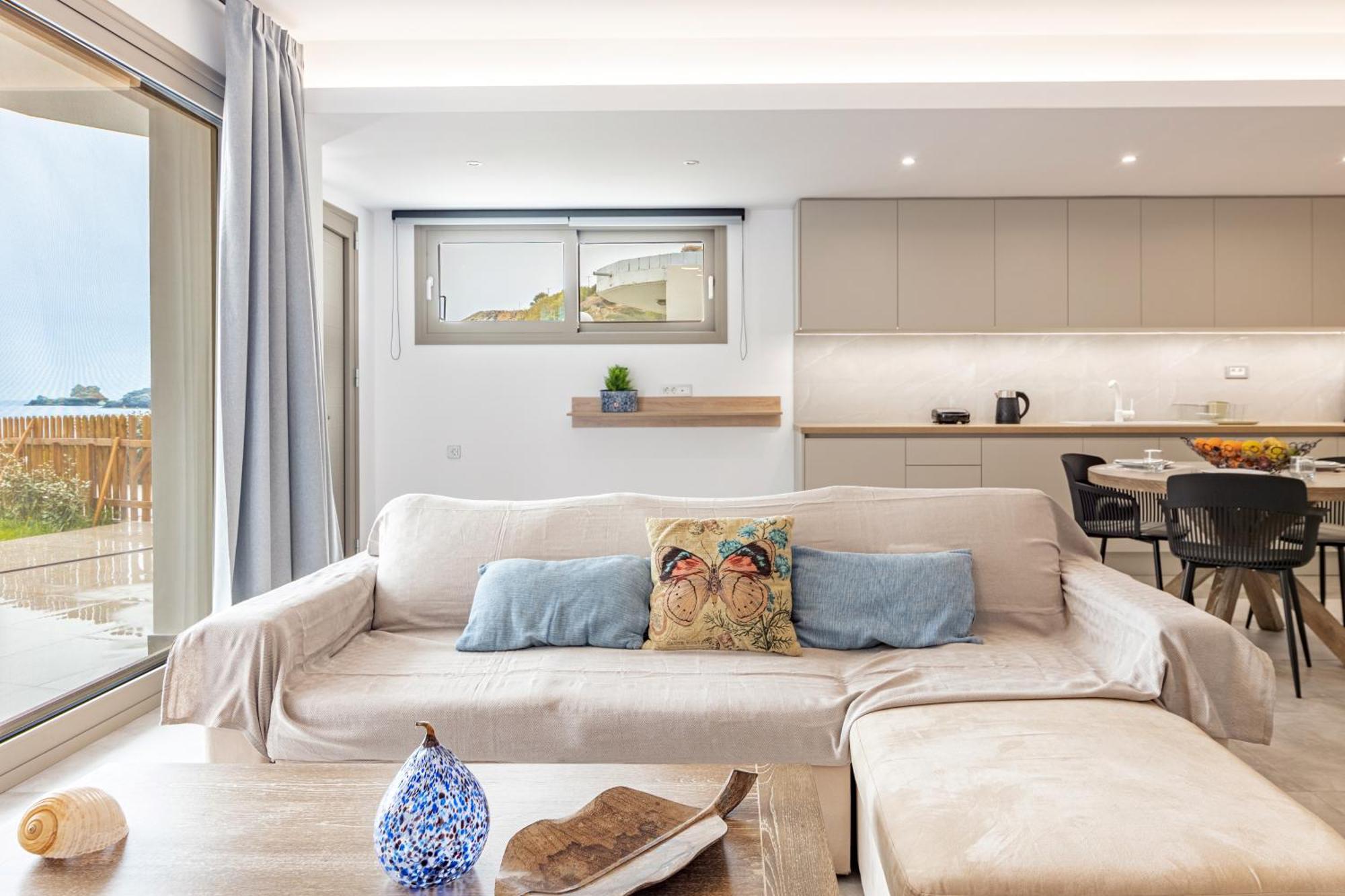 Dreamwave Residence - Unique Holidays By The Sea Ligaria  Bagian luar foto